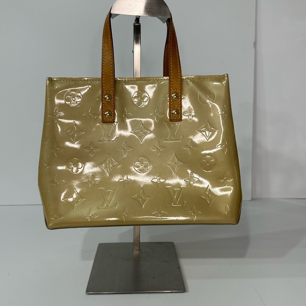 Authentic Louis Vuitton Vernis Reade PM Tote Bag - Picture 2 of 15
